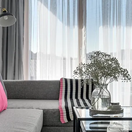 Nadmotlawie Riverside - Parking, Sauna & Gym By Downtown Apartment