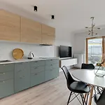 Nadmotlawie Riverside - Parking, Sauna & Gym By Downtown 4* Danzica