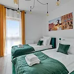 Appart hôtel Nadmotlawie Riverside - Parking, Sauna & Gym By Downtown 4*