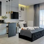 Nadmotlawie Riverside - Parking, Sauna & Gym By Downtown 4*