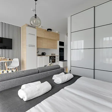 Nadmotlawie Riverside - Parking, Sauna & Gym By Downtown Apartmán *