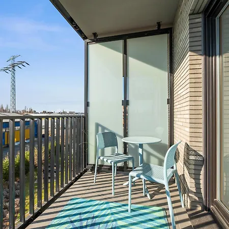 Nadmotlawie Riverside - Parking, Sauna & Gym By Downtown Apartmán *