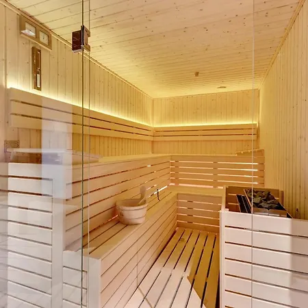 Nadmotlawie Riverside - Parking, Sauna & Gym By Downtown Gdansk