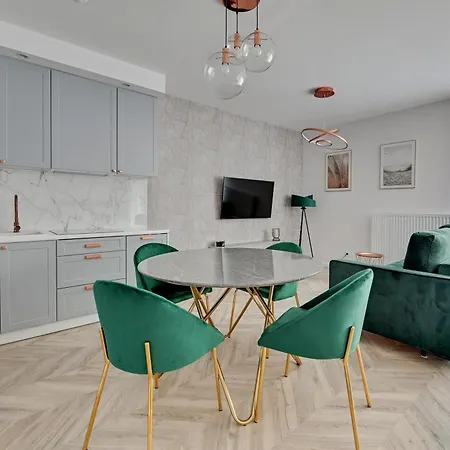 Nadmotlawie Riverside - Parking, Sauna & Gym By Downtown Apartment